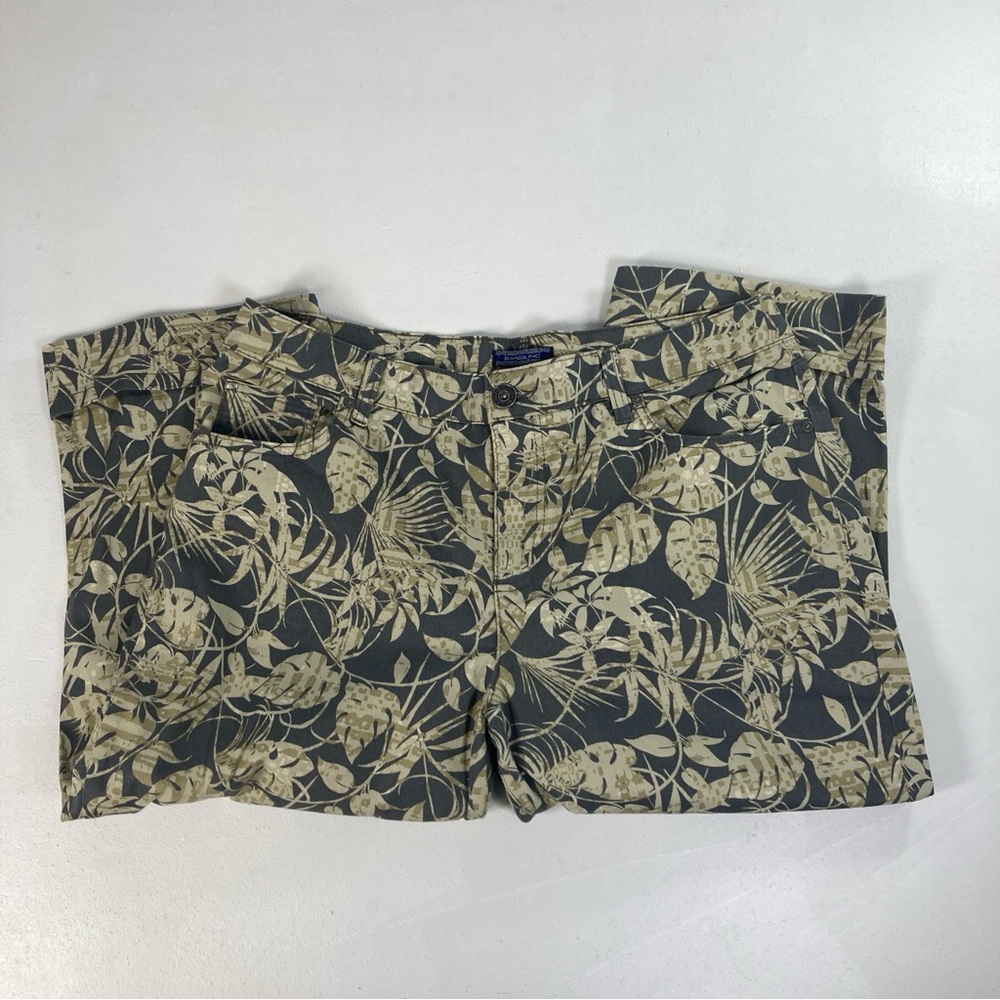 Bandolino Mandie Womens Grey/Yellow Capri Pants Size 14 Print Hawaiian Tropical - Picture 4 of 16